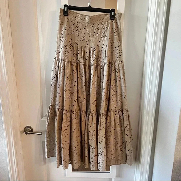 239 Akris Punto Gypsy Eyelet Clay Tiered Maxi Size 8 Color Cream Tan - Picture 2 of 7